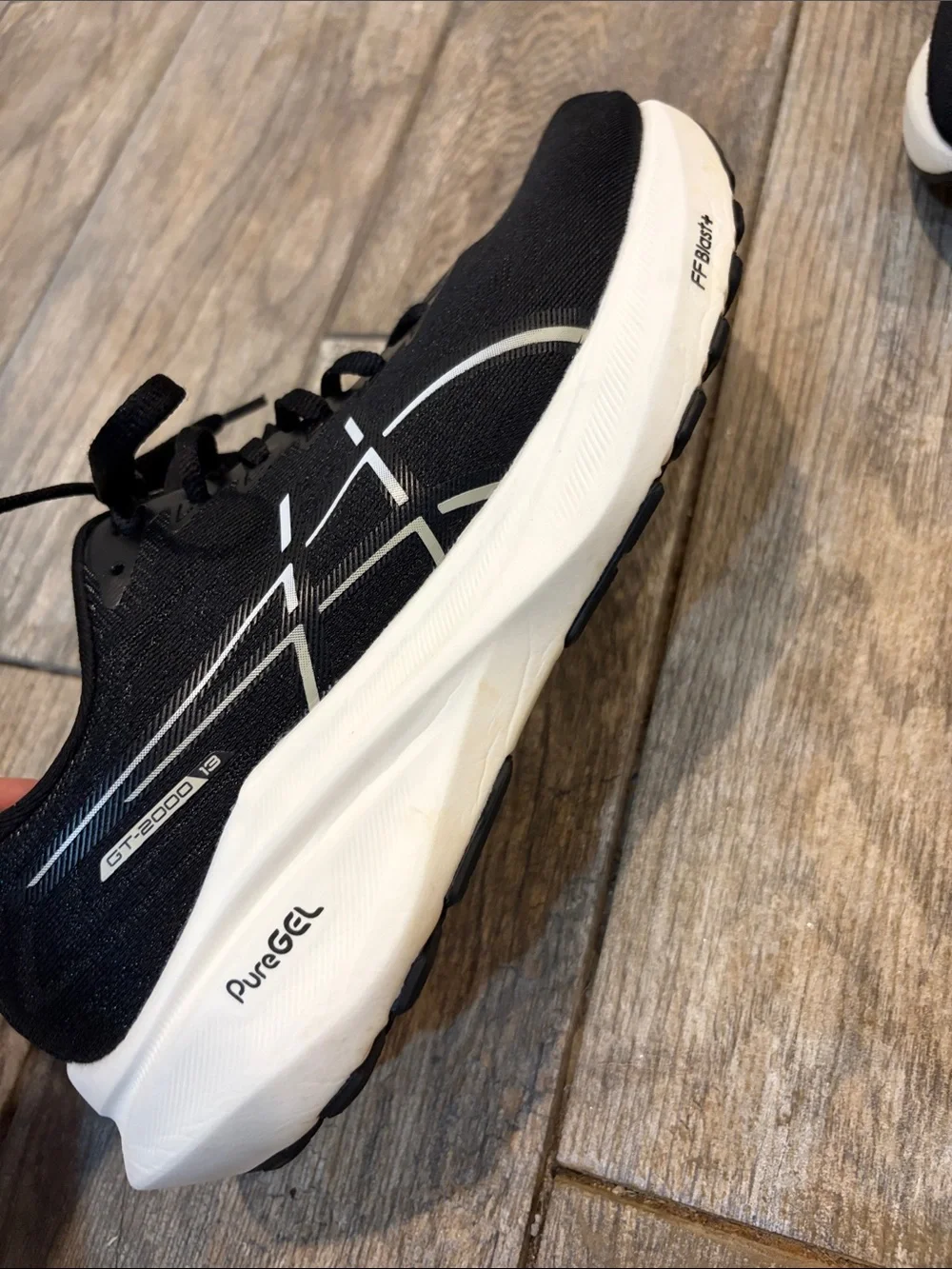 Asics gt 2000 13 running shoes women’s size 10 wide